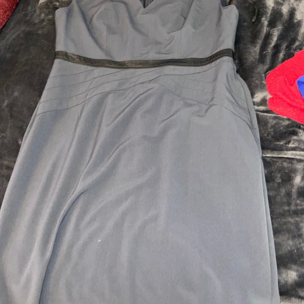 Dress - Picture 2 of 3